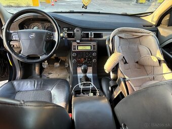 Volvo V70 P3 2.4d 120Kw 2008 - 16