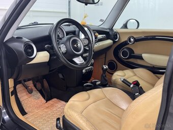 Mini Cooper R56 1.6 Benzin 88KW 2009 168 000km Top stav✅ - 16
