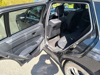 E 250 4Matic - 16