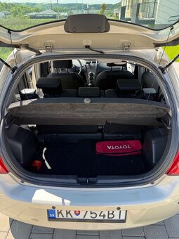 Toyota Yaris 1.0 VVT 2010 - 16