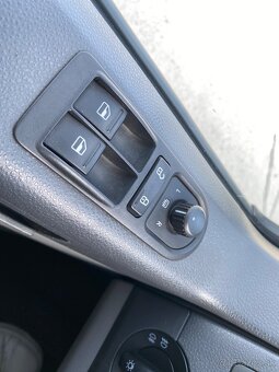 T5, Transporter 9 miestny, 2.0 TDi , 103 kW - 16