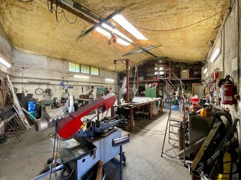 Na predaj rodinný dom s podnikateľským potenciálom, TN-Zábla - 16