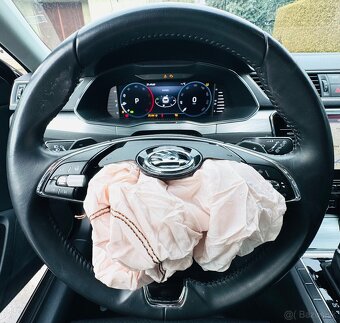 Škoda Superb 2,0 TDI DSG KOMBI,2/2022,NAVI,LED - 16