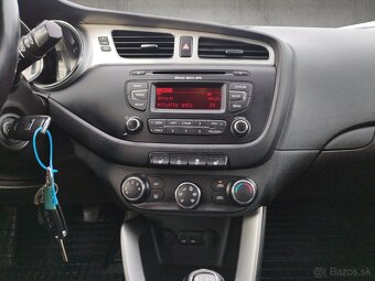 KIA CEED SW 1,4 C-VVT STRIEBORNÁ EDÍCIA - 16