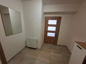 3 izbový byt do prenájmu Nitra centrum zariadený terasa - 16
