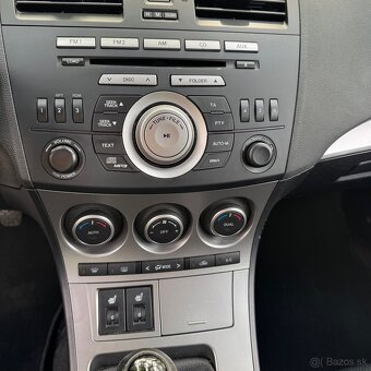 Mazda 3 benzin - 16