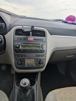 Fiat Grande Punto - 16
