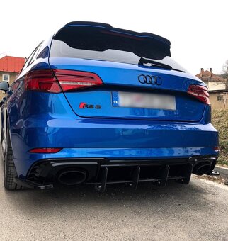 AUDI DRZIAK NA LOGO ZNAK DO PREDNEJ MASKY - 16
