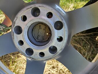 Atraktívne, originálne disky AUDI - 5x112 r17 + 225/50 r17 - 16
