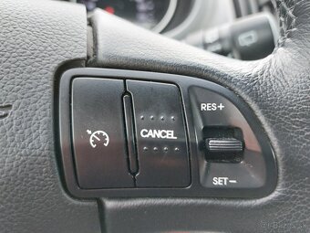 Kia Sportage 2.0 CRDi 4WD Gold - 16