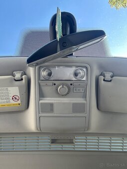 VW Passat 2.0TDi, 2009 - 16
