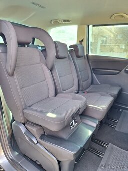 Volkswagen Sharan 2.0 TDI 7miest - 16