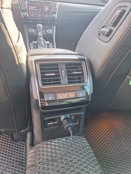 Superb 3 2.0 tdi 4x4 - 16