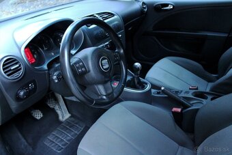 Seat Leon 1P | FR + Linea R Bumper - 16
