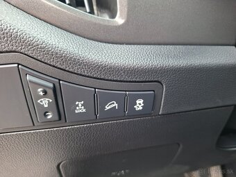 Kia Sportage 2.0 CRDi 184k 4x4 PLATINUM - 16