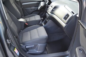 VW SHARAN 2.0 TDI BLUEMOTION, CHRÓM, 7 SEDADIEL, TEMPOMAT - 16