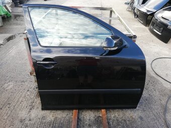 PREDAM NA ŠKODA OCTAVIA II calunenie dveri tapacir- - 16