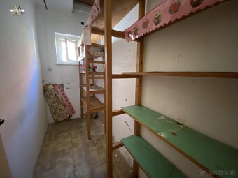 Na predaj rodinný dom na pozemku 592 m2 za 86 000 eur. - 16