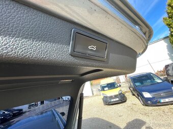 Škoda Superb, 1.8TSi 118kW - 16