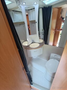 Predám Autokaravan Ford Transit 2.2 TDCi - 16