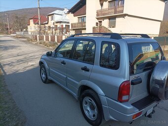 Suzuki Grand Vitara 2.0 td 4x4 - 16