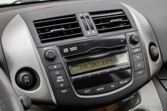 Toyota RAV4 2.2l D-CAT 110kW, A/T - 16