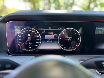 Mercedes-Benz E400d T 4matic AMG 11/2018 Webasto TOP Stav - 16