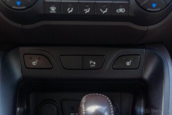 Hyundai ix35 2.0 CRDi VGT Premium 4x4 A/T 2010 - 16