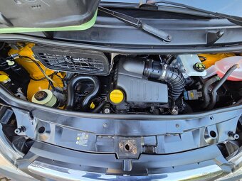 Predám dodávku Opel Vivaro LONG 6 MIESTNE. - 16