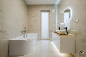 RODINNÝ DOM OBEC SVINIA, OKRES PREŠOV - 16