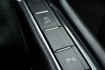Volkswagen Tiguan, 2.0 tdi, kupovaný na Slovensku - 16