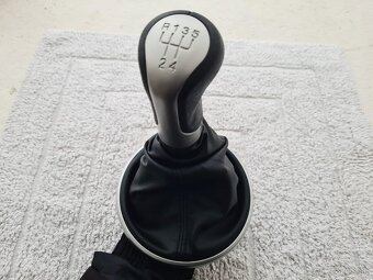 Radiaca páka pre ŠKODA FABIA 1 / 2 - 16