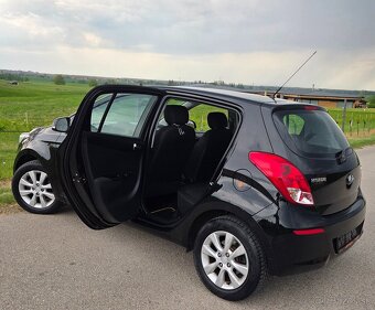 Hyundai i20 1.25 16V 62KW/84PS R.V.05/2013 - 16