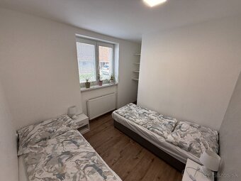 Rodinný dom 7+1, 240m², Teplička nad Váhom + Apartmán 2+1 - 16