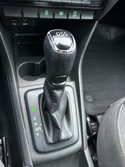Škoda Rapid Spaceback SB 1.4 TSI 125k Drive DSG - 16