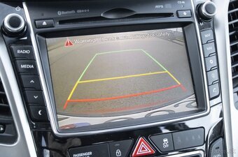 Hyundai i30 CW 1.6-CRDi, 94kW, M6 - 16