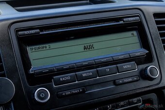 Volkswagen Caravelle 2.0 TDI LR Comfortline / 9 MIEST - 16