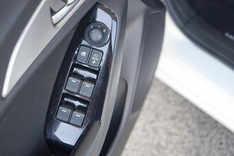 39-Mazda, 3, 2017, nafta, 2.2 D, 110kw - 16