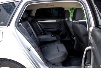 Škoda Superb Combi 2.0TDI 110kw DSG - 16