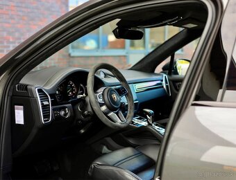 PORSCHE Cayenne 3.0 V6 E-Hybrid 340KW, AT, SPORT Design - 16