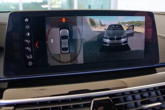 BMW Rad 5 M550i xDrive A/T - 16