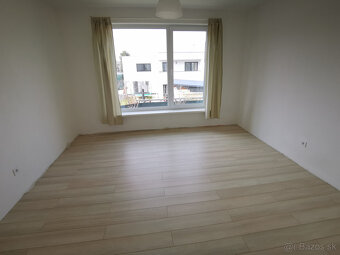 4 izbový rodinný dom v Ivanke pri Dunaji - 16