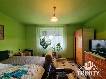 Výhradne - Na predaj tehlový 4-izbový rodinný dom v obci Kom - 16