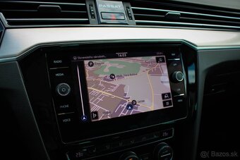 Volkswagen Passat Variant R-LINE 2.0 TDI DSG Highline - 16