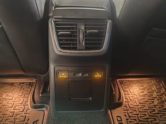 Škoda Octavia 1.6 TDI 115k Style DSG - 16