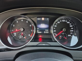 Volkswagen Passat 1.5 TSi 110kw DSG 2019 LED DPH - 16