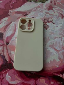 Kryt na IPhone 16/16 Pro/16 Pro Max - 16