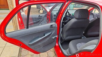 Škoda Fabia 1.2 HTP Junior - červená - 16