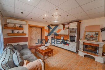 JKV REAL ponúka na predaj rodinnú Vilu v obci Chrenovec - Br - 16