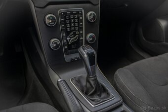 Volvo V40 2018 88kw 115t km aj na splátky - 16